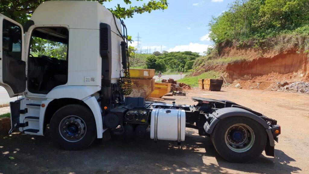 máquinas pesadas: carreta